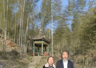 Γ_(ti)ȻL(fng)^(q)и